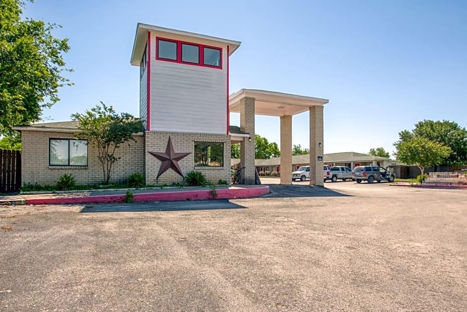Oyo Hotel San Antonio Near At&T Center Exterior foto